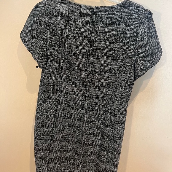 Calvin Klein black and silver classic dress with short tulip sleeves size 12. - Picture 5 of 7